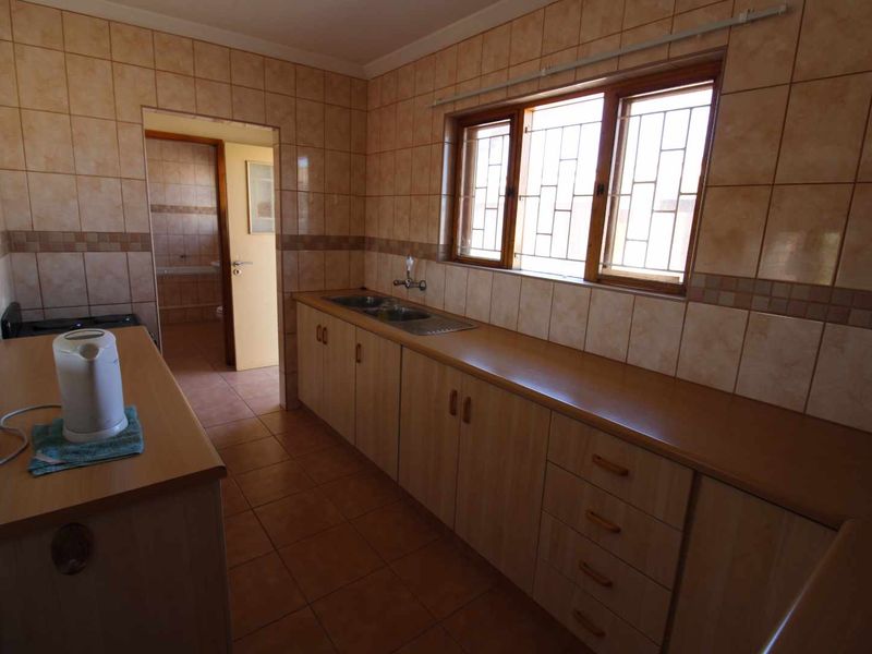 Well maintained Apartment Complex in CBD - Photo 3