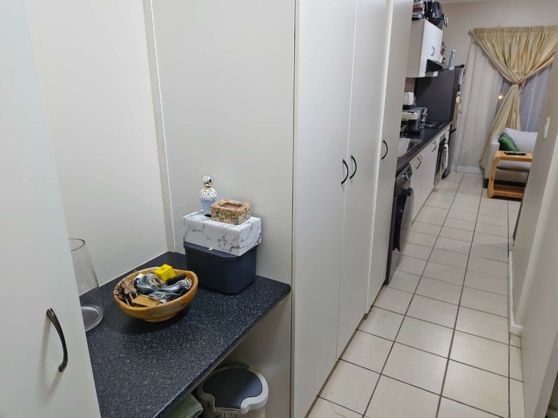One-bedroom apartment to rent in Viking Villas - Photo 6