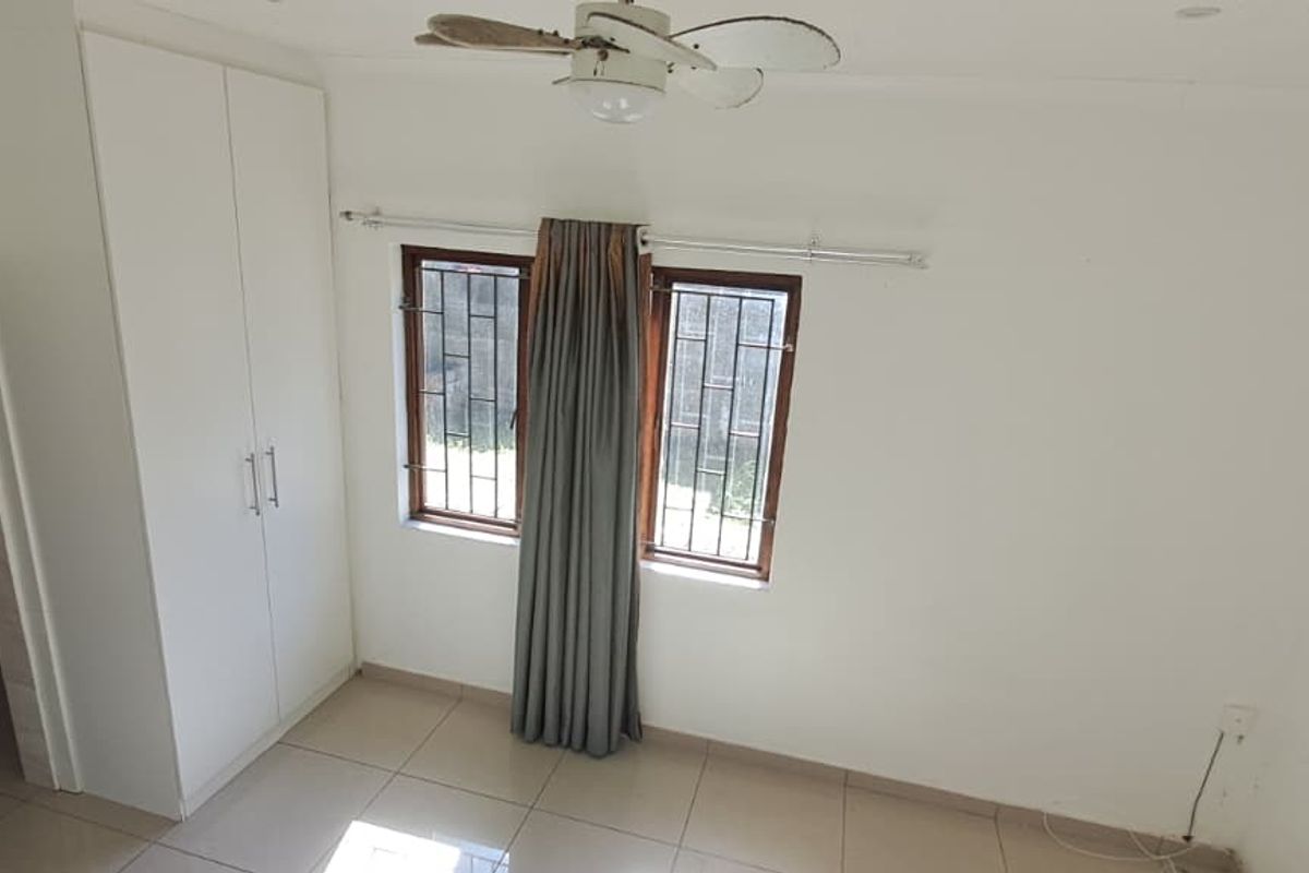 Step into this neat 2-bedroom granny flat, perfectly suited for comfortable everyday living. - Photo 5