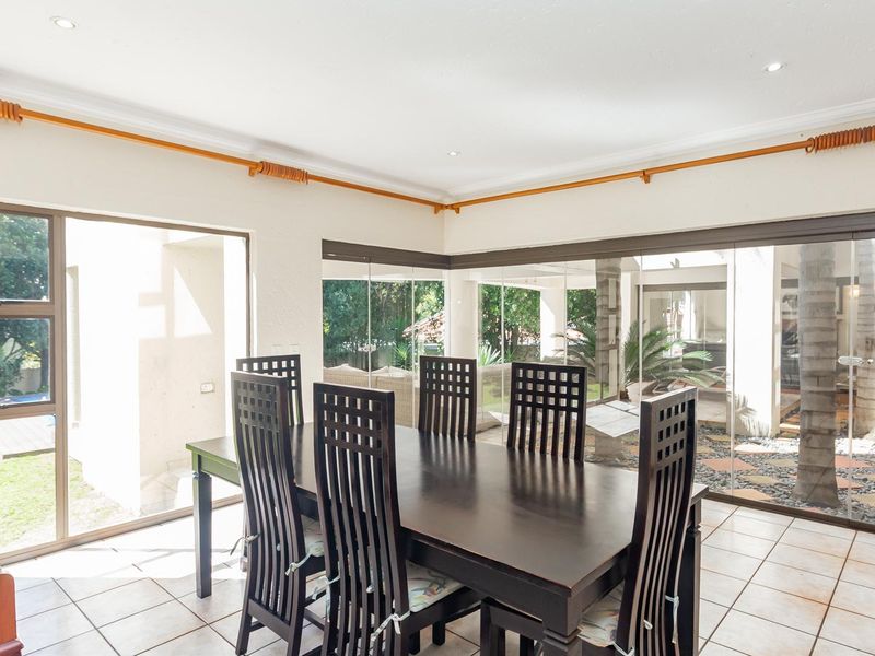 4 Bedroom House to Rent in Dainfern Golf Estate - Photo 9