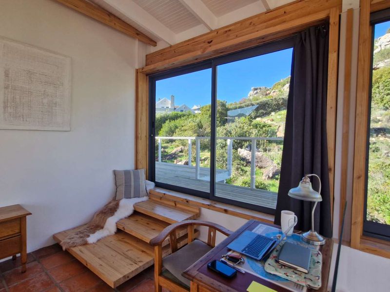 Mountainside Home with Pool & Sauna in Noordhoek - Photo 3