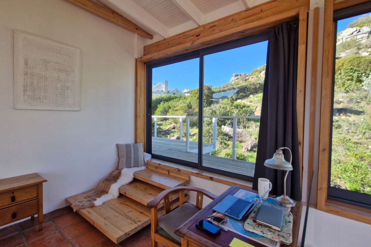Mountainside Home with Pool & Sauna in Noordhoek - Photo 3