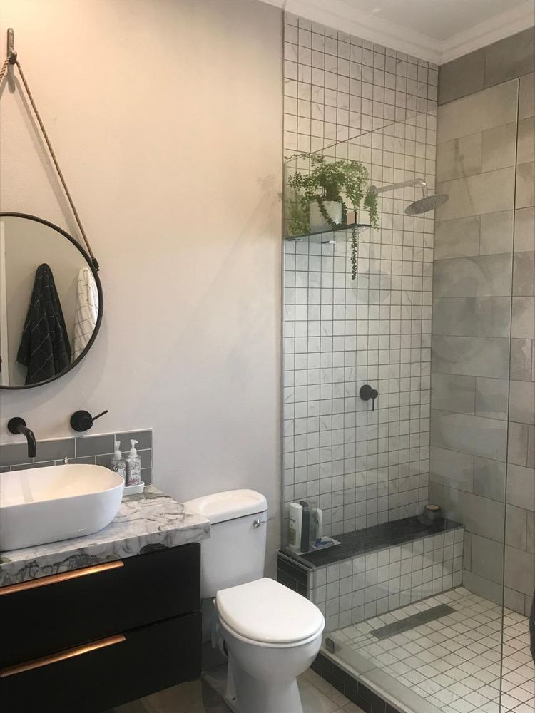 Beautifully fitted bathroom
