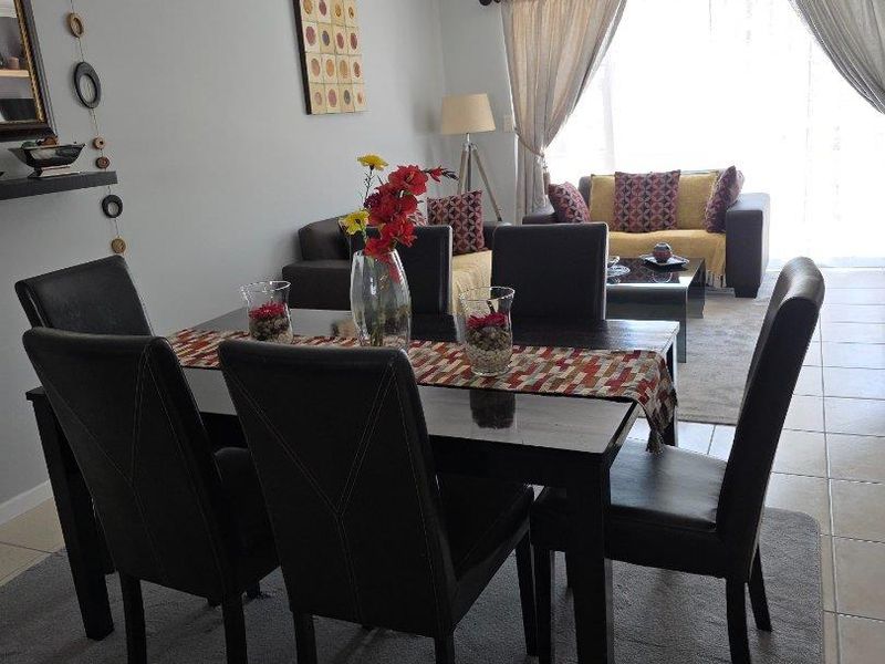STUPENDOUS FULLY FURNISHED  2 BED  2 BATH APARTMENT - Photo 5