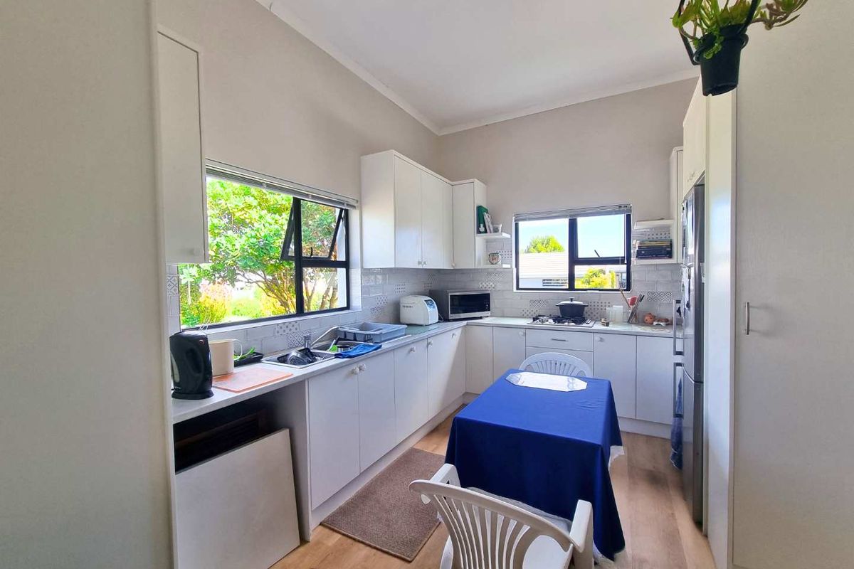 Effortless Living in The Avenues Estate, Sandbaai - Photo 5