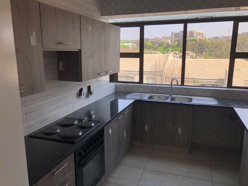 UNFURNISHED 3 BEDROOMS - Photo 8