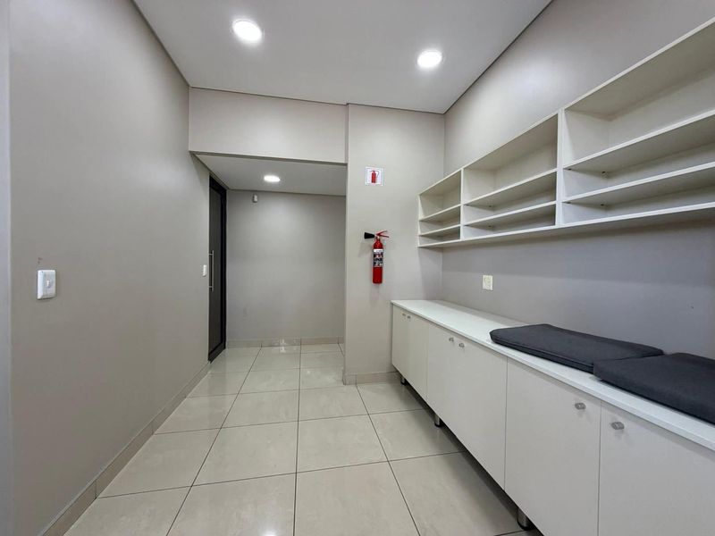 Elevate Your Business with a Prestigious Corporate Address - Photo 4