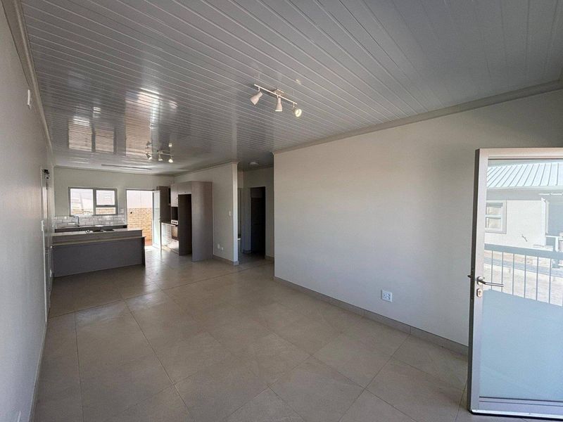 2 Bedroom Townhouse TO LET in Finkenstein Manor - Photo 2