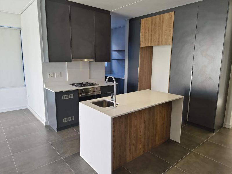 Modern 3-bedroom family home to rent in Le Coste Estate - Photo 4