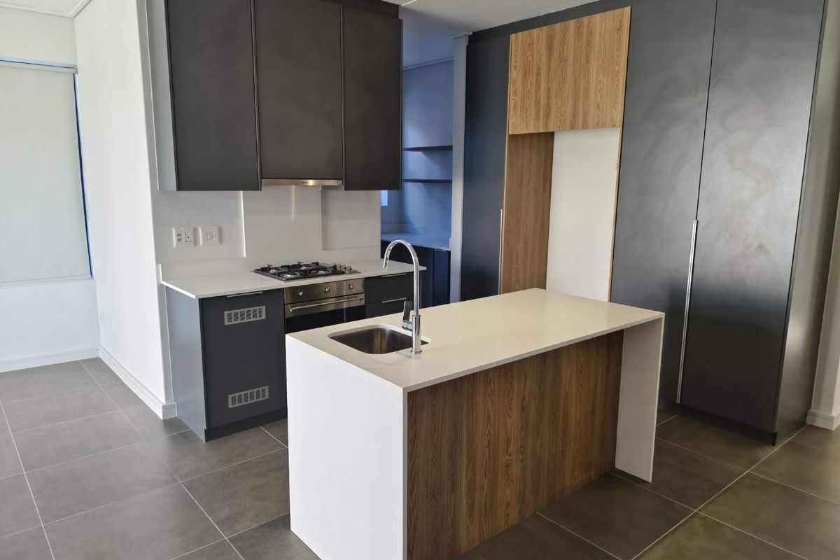 Modern 3-bedroom family home to rent in Le Coste Estate - Photo 4