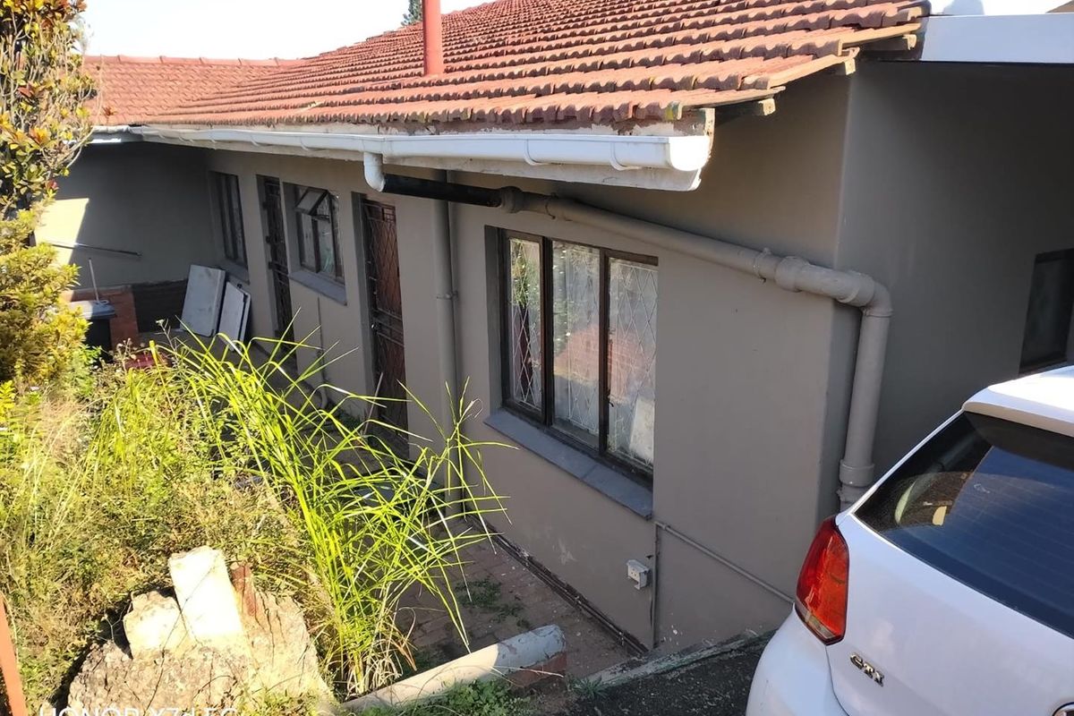3- bedroom house with large garden. - Photo 3