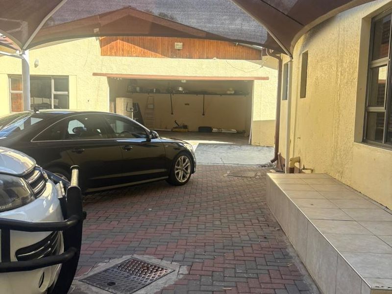 Freestanding house to let In Pionierspark - Photo 2