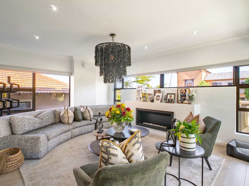 A Luxurious Home for Sale in Midlands Estate - Photo 10