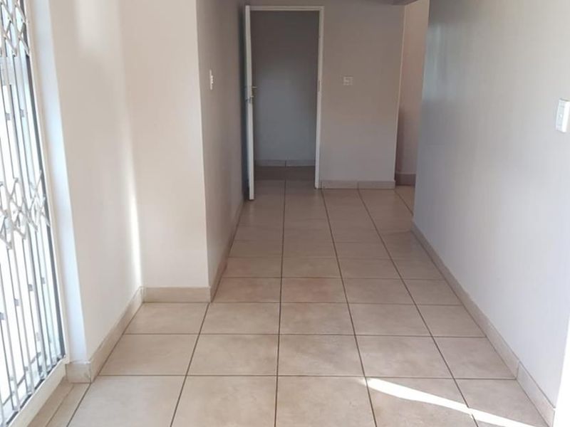 Large family home for sale in Kempton Park - Photo 9