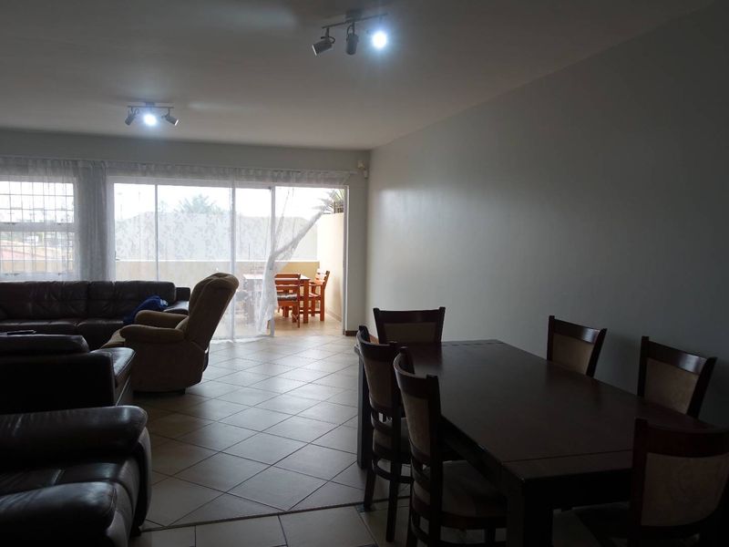 SPACIOUS APARTMENT WITH LARGE BALCONY - Photo 10