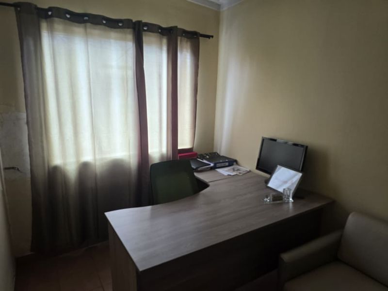 WINDHOEK CENTRAL – OFFICE PROPERTY FOR SALE - Photo 9
