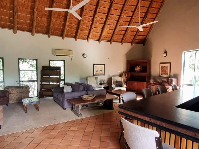 Private Lodge with River Frontage in Ekuthuleni - Photo 7