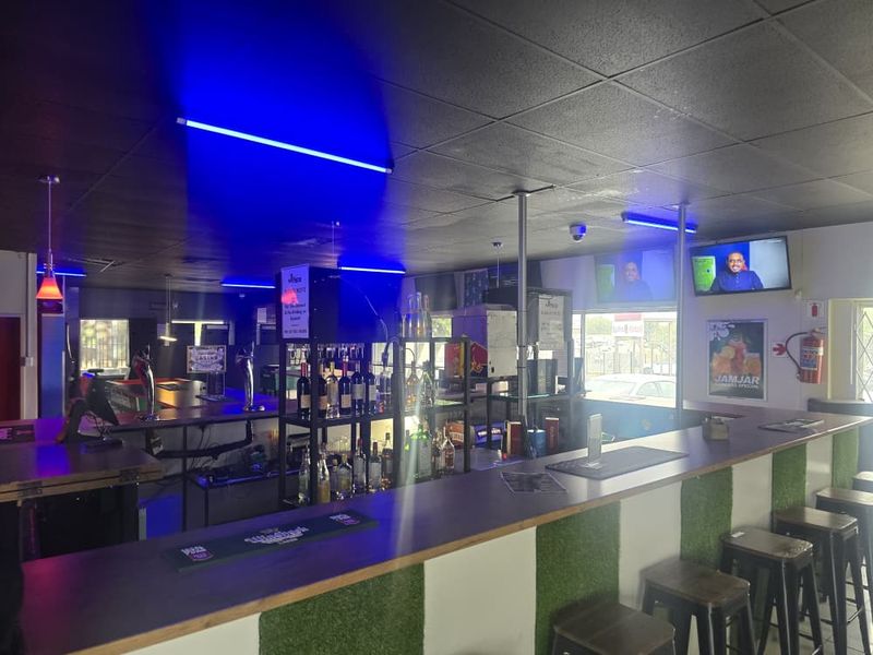 Prime Commercial Property for Sale – Exceptional Location in Windhoek Central - Photo 4