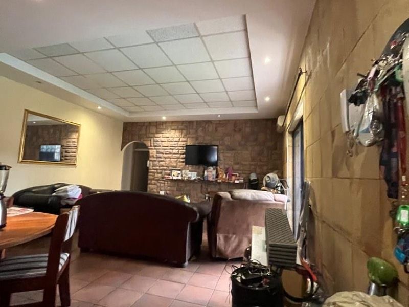 A perfectly well located property for sale. - Photo 5