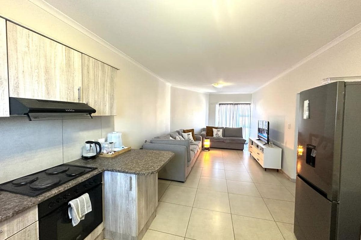 2 Bedroom Townhouse For Sale in Rocky Crest - Photo 3