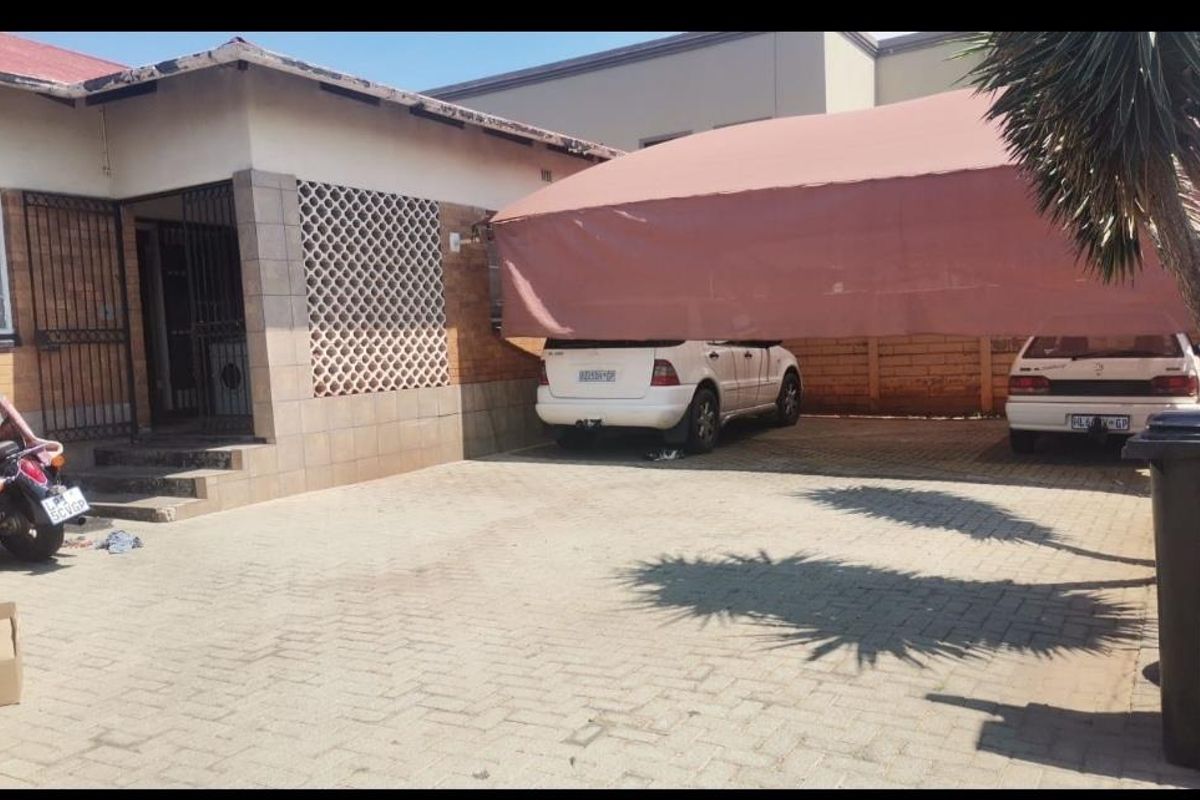 Business & Property For Sale in Alberton CBD - Prime Location - Photo 2