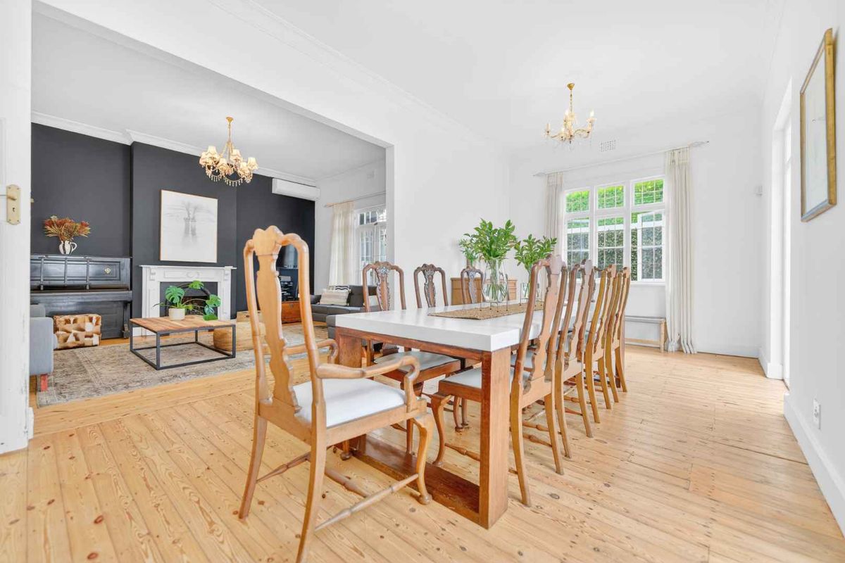 Character Family Home in Tamboerskloof - Photo 5