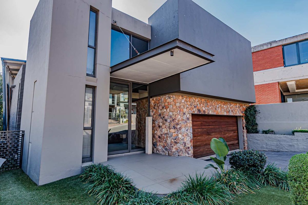 Where Style Meets Design: Your Dream Home Awaits! - Photo 2