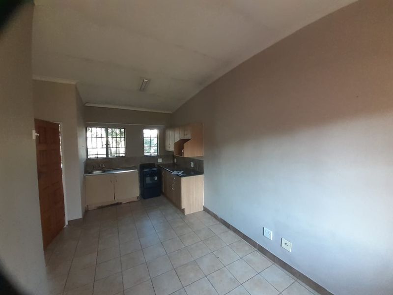 2 Bedroom to rent in Antares - Photo 4