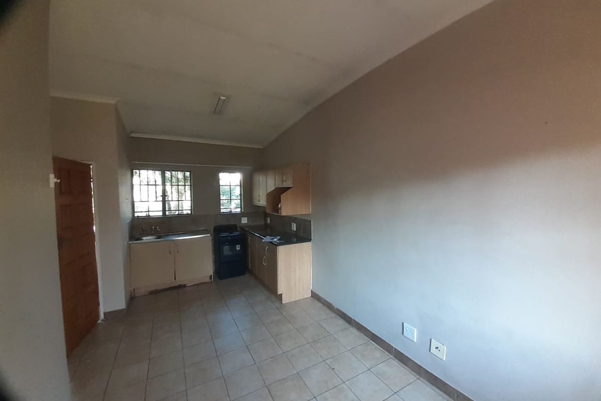 2 Bedroom to rent in Antares - Photo 4