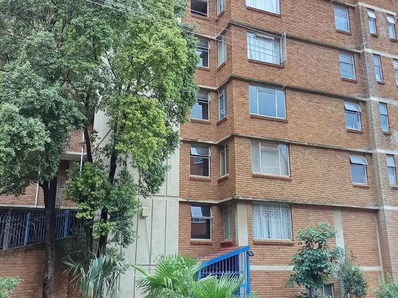 2 BEDROOM FLAT TO RENT IN PRETORIA CENTRAL - Photo 2