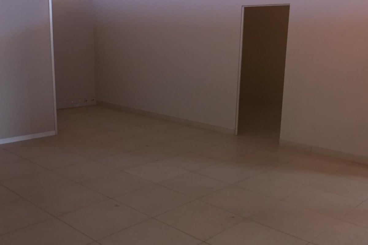 A Grade office space To Let - Southern Industrial - Photo 3