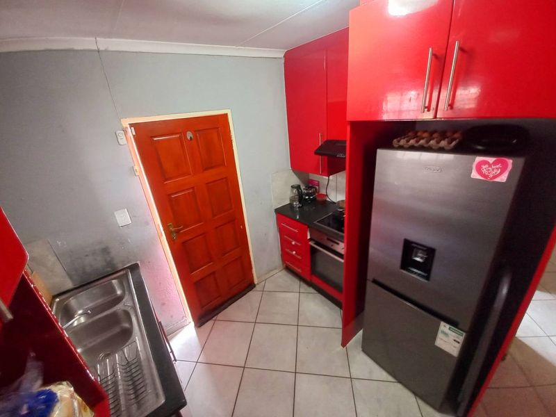 Two Bedrooms house for sale in Kirkney - Photo 6