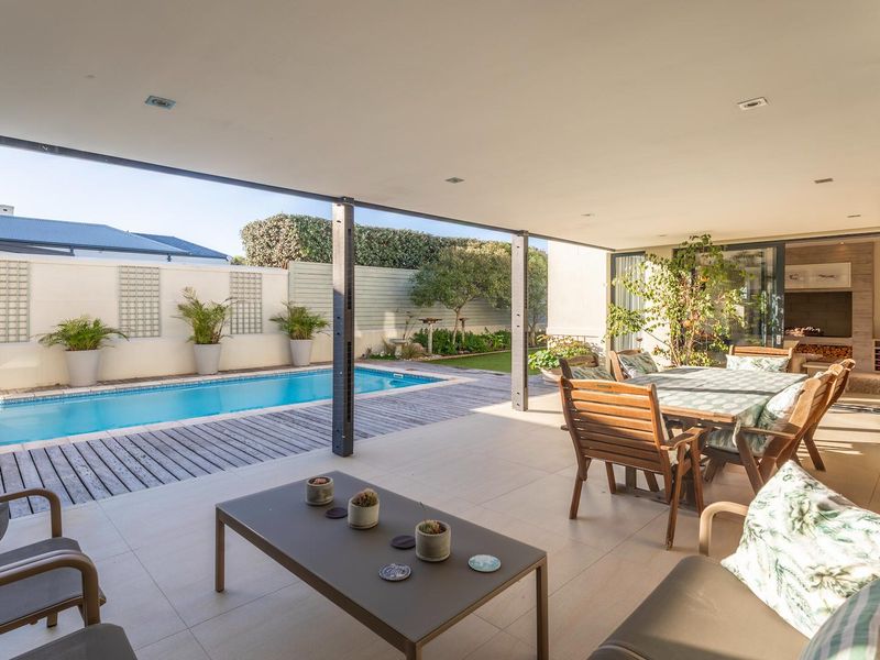 First Impressions Last - Photo 6