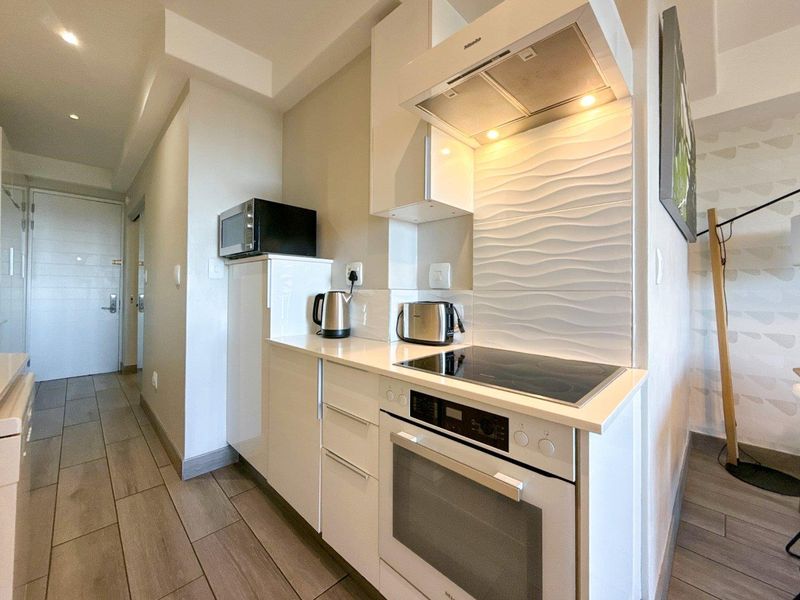 Fully Furnished 1-Bedroom Apartment at The Regency - Photo 3