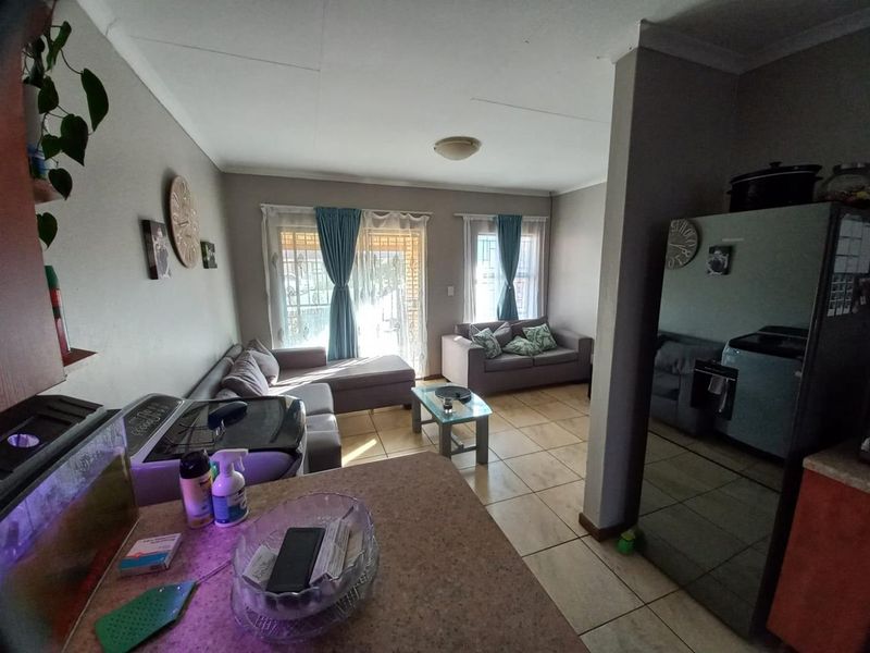 Two Bed Townhouse Riversdale Meyerton Available 1 Aug 2026 - Photo 8