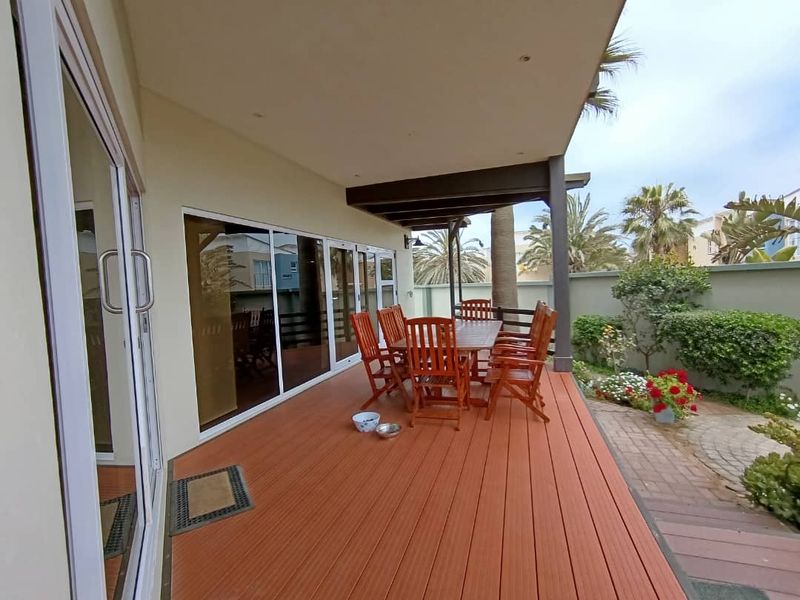 Vogelstrand Gem: Stunning Views, Prime location - Home for Sale - Photo 7