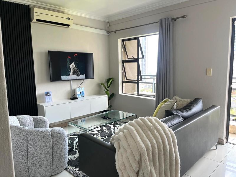 Fully furnished 2 Bed Apartment in Sandton - Photo 2