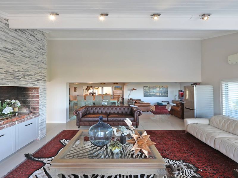 Modern Luxury with Panoramic Views in Loevenstein. - Photo 3