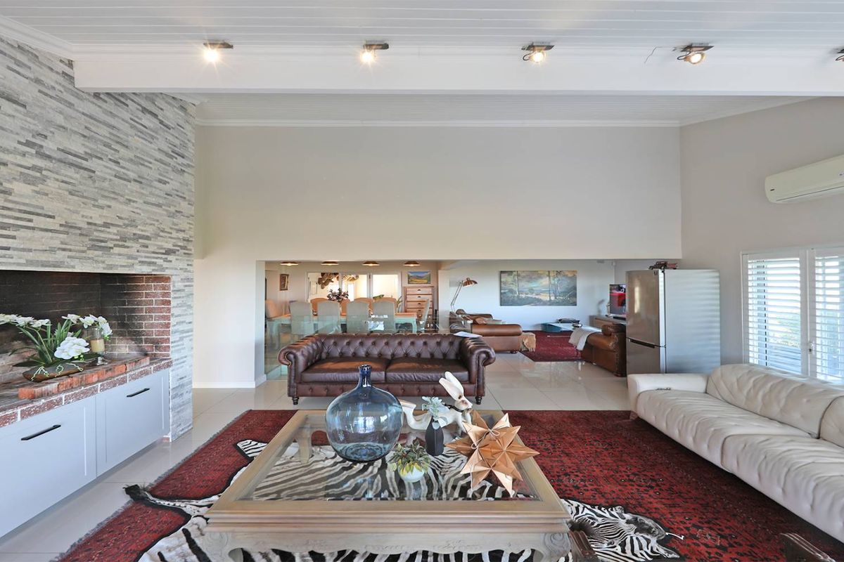 Modern Luxury with Panoramic Views in Loevenstein. - Photo 3