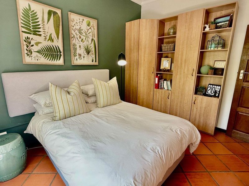 OLYMPIA - CLOSE TO ALL AMENITIES - NS5 995 000 - Photo 10