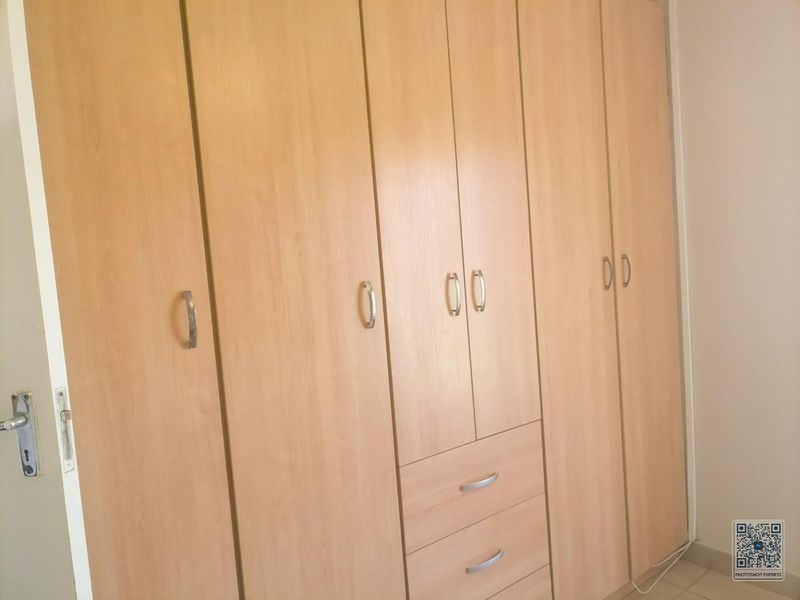 A Charming 2 Bedroom House In Thatcchill Estate - Photo 7