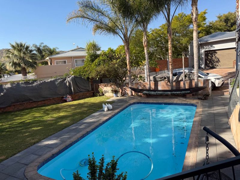 GUESTHOUSE / LUXURY RESIDENCE FOR SALE | EROS PARK, WINDHOEK Price: N$16,600,000 Excl. - Photo 1