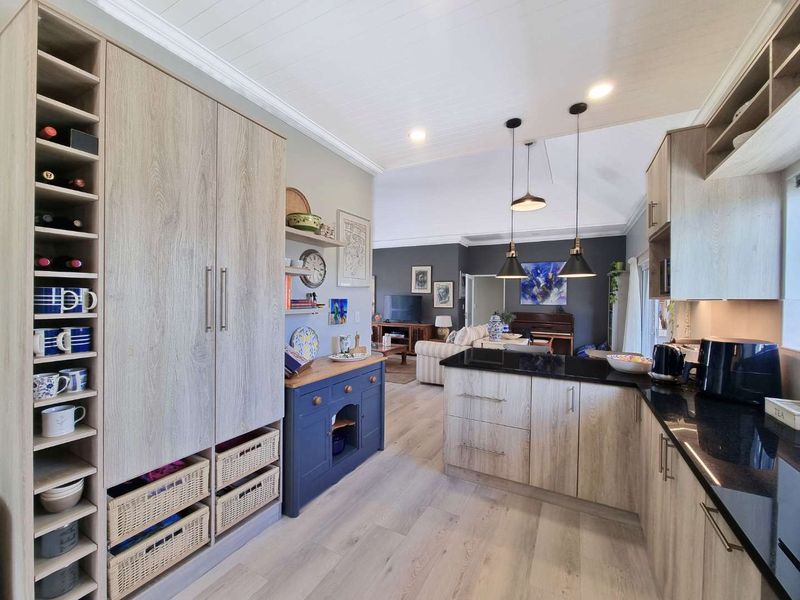 Sought-After, Serene & Simply Stunning! - Photo 8