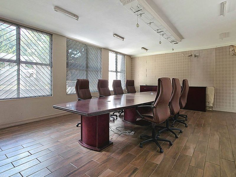 Prime Commercial Space For Your New Head Office in Perfect Location Close To Melrose Arch - Photo 2