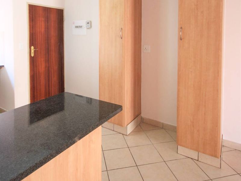 Loadshedding-Free Area! - Photo 5