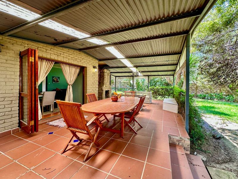 Exquisite 4-Bedroom Home in Olivedale – Your Perfect Sanctuary Awaits - Photo 3