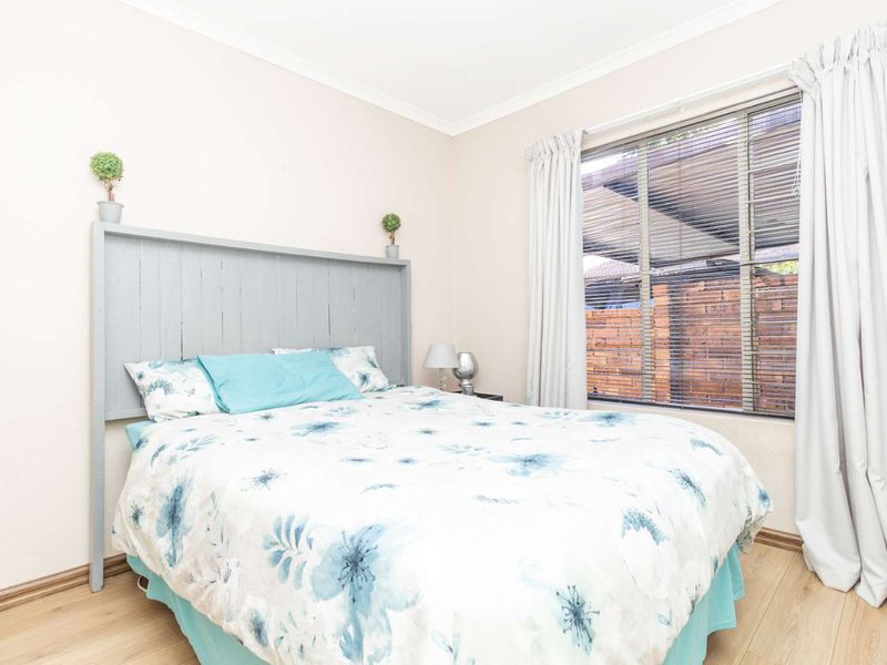 Perfect Work-From-Home Haven with Loft & Garden! - Photo 9