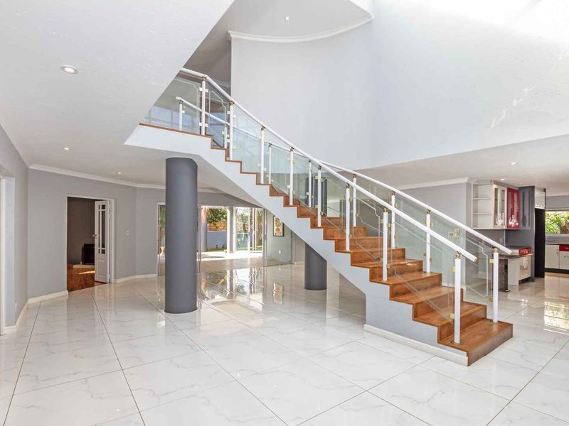 MODERN 4 BEDROOM HOME FOR RENT IN DAINFERN GOLF ESTATE - Photo 4