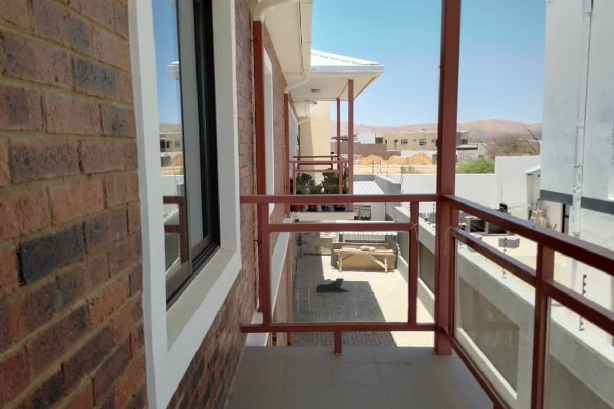 13 BEDROOM DOUBLE STOREY HOUSE FOR SALE IN ACADEMIA EXT. 1 - Photo 2