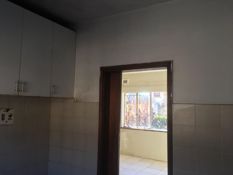 Comfortable Two-Bedroom Residence in Sydenham, Durban - Photo 7